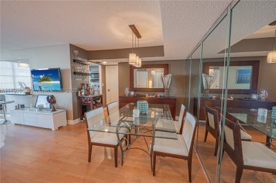 Comprar apartamento no Winston Towers 401
