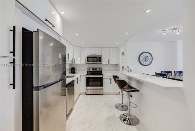 Ocean Reserve Apt #324