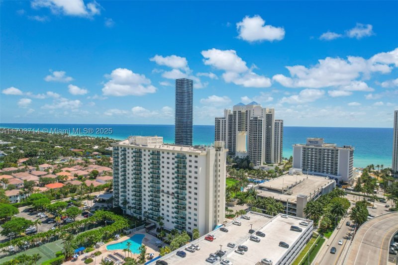 Condo for sale at Ocean Reserve 324