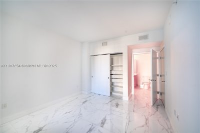 Comprar apartamento en The Harbour 417