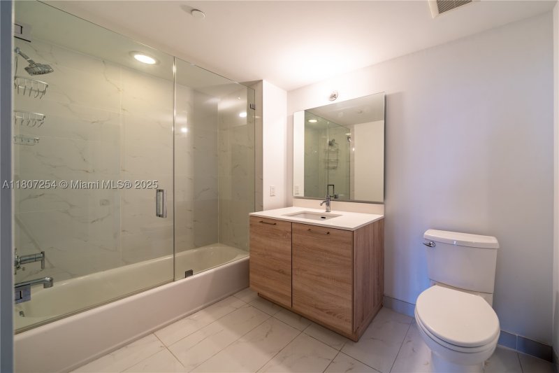 Comprar apartamento en The Harbour 417