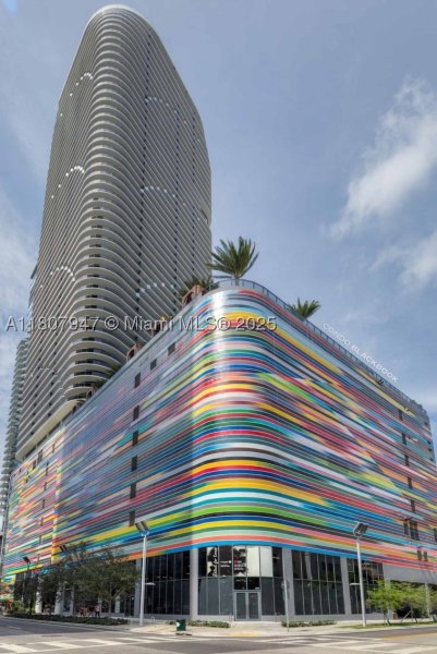 Comprar apartamento en SLS Lux Brickell 2201
