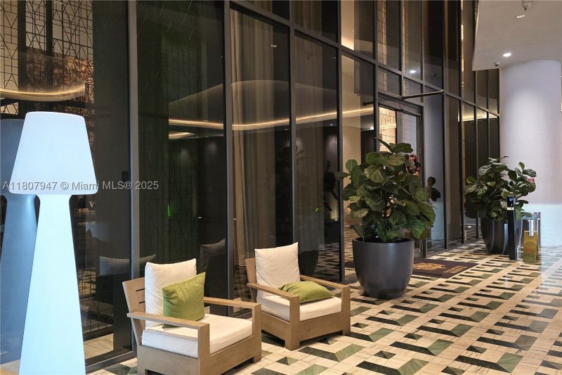 Comprar apartamento en SLS Lux Brickell 2201