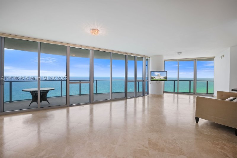 Condo for sale at Ocean Palms 2708