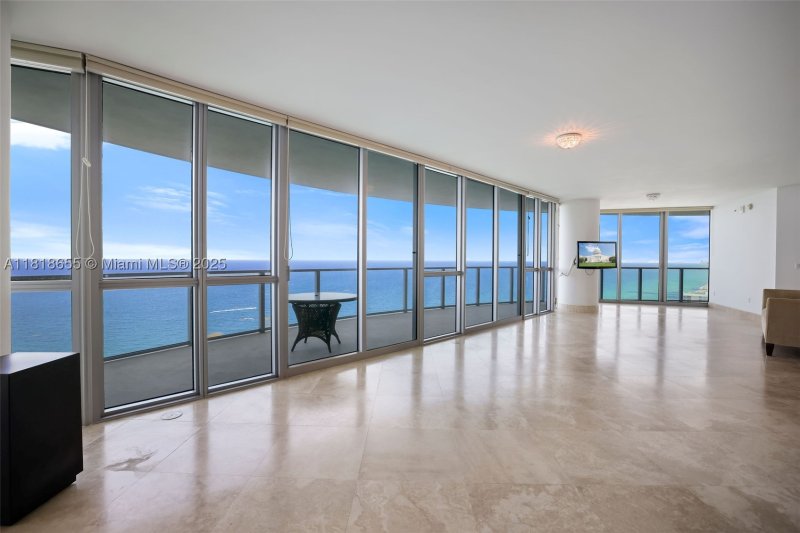 Condo for sale at Ocean Palms 2708