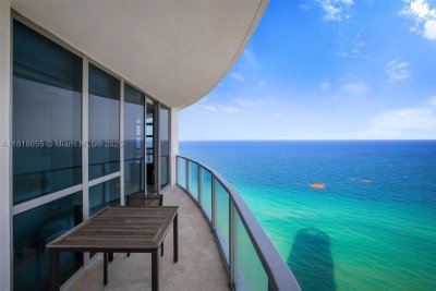 Comprar apartamento en Ocean Palms 2708