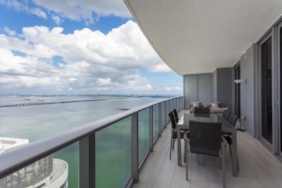 Comprar apartamento no Aria on The Bay 4711