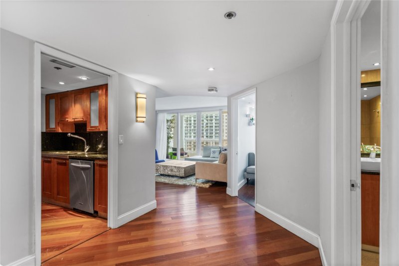 Apartment for rent at The Grand 3040