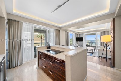Comprar apartamento no Ritz Carlton Residences Fort Lauderdale Beach R201