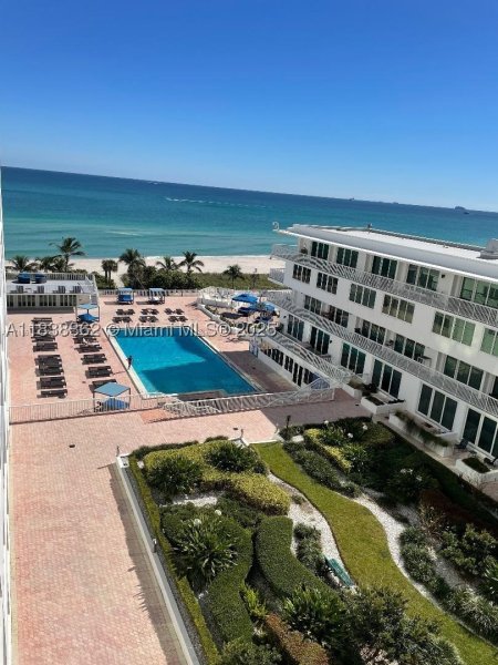 Comprar apartamento en Carriage House Miami Beach 514