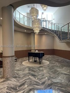 Comprar apartamento en Carriage House Miami Beach 514