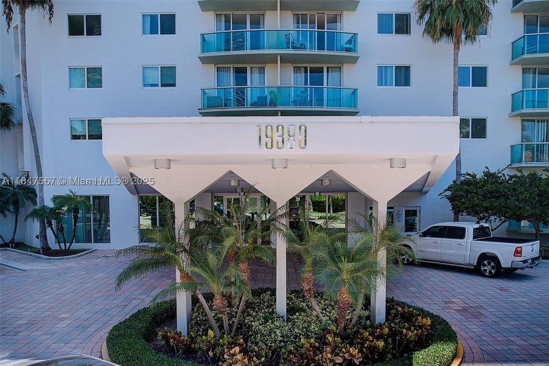 Comprar apartamento no Ocean View 802