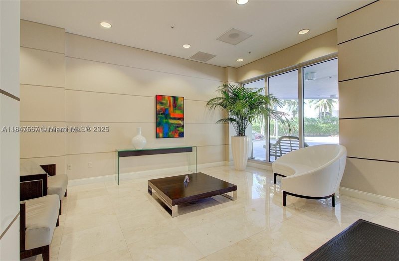 Comprar apartamento no Ocean View 802