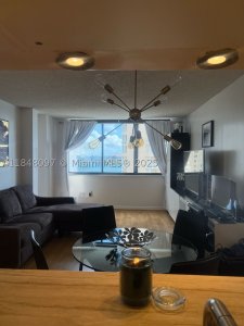 Comprar apartamento en Brickell Key Two 1524
