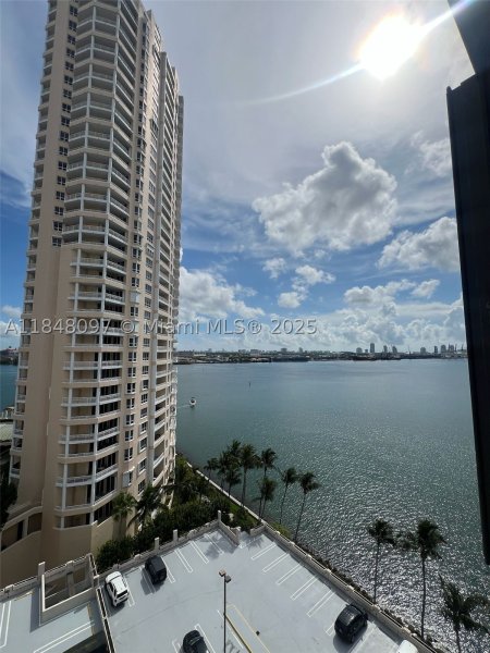 Comprar apartamento en Brickell Key Two 1524