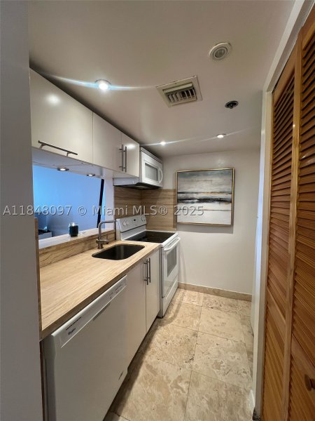 Comprar apartamento en Brickell Key Two 1524
