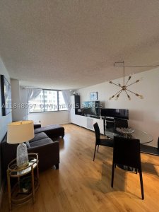 Comprar apartamento en Brickell Key Two 1524