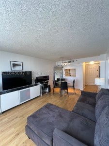 Comprar apartamento en Brickell Key Two 1524