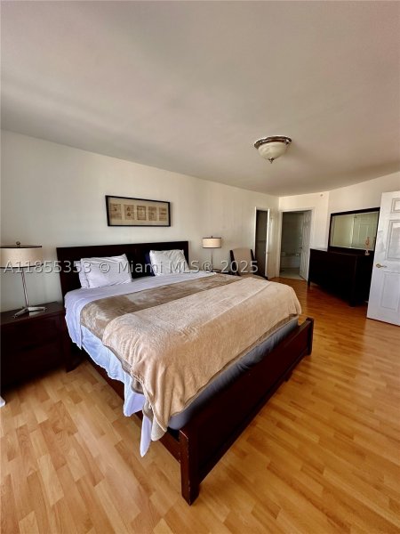 Condo for sale at La Gorce Palace 806