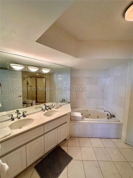 Condo for sale at La Gorce Palace 806