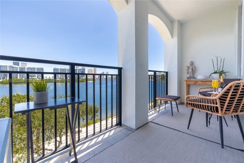 Alquiler de apartamento en Village by the Bay 12407