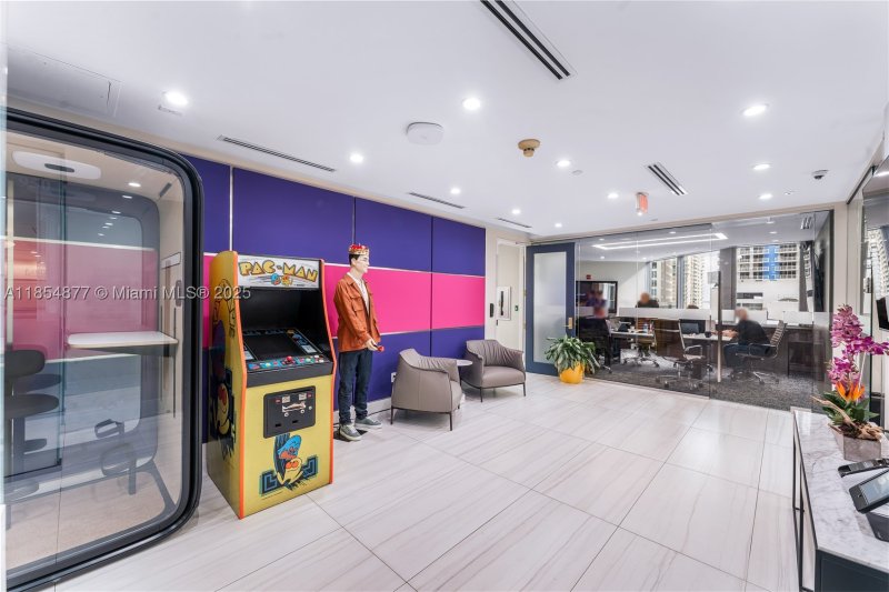 Comprar apartamento no The Club At Brickell Bay 950-A