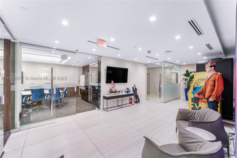 Comprar apartamento no The Club At Brickell Bay 950-A