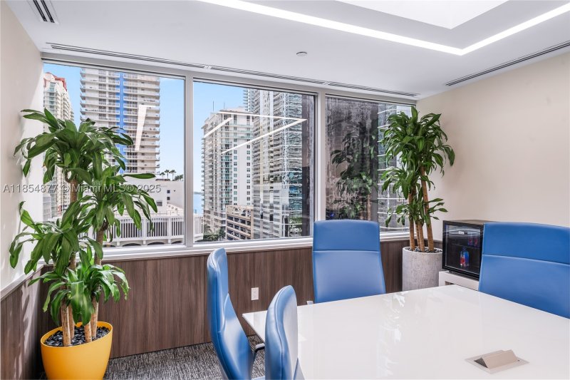 Comprar apartamento no The Club At Brickell Bay 950-A