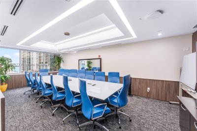 Comprar apartamento no The Club At Brickell Bay 950-A