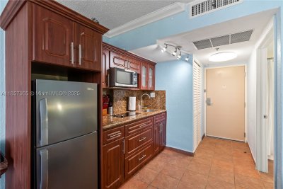 Comprar apartamento no Aventura Beach Club 129