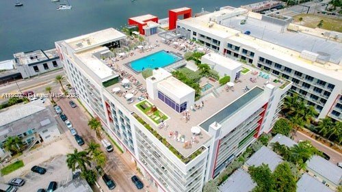 Condo for sale at Costa Hollywood S216