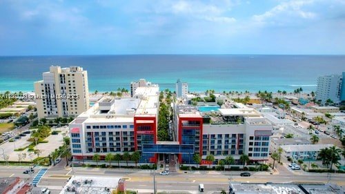 Condo for sale at Costa Hollywood S216