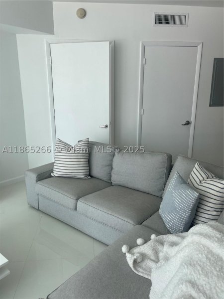 Comprar apartamento en Wind by Neo 1108