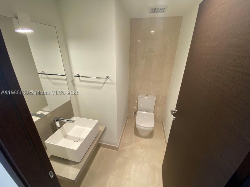 Comprar apartamento en Brickell Flatiron 3010