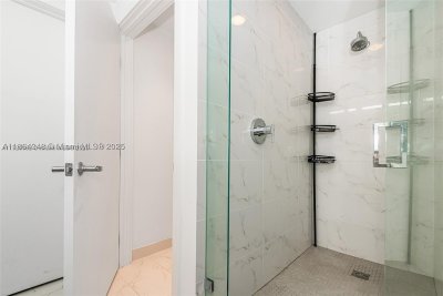 Comprar apartamento en The Harbour 2118