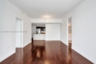 Comprar apartamento no The Plaza Tower I 1704