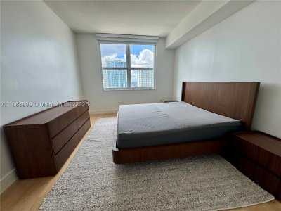 Aluguel de apartamento no Brickell on the River North 3817