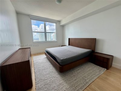 Aluguel de apartamento no Brickell on the River North 3817