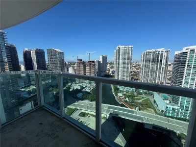Aluguel de apartamento no Brickell on the River North 3817