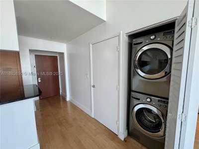Aluguel de apartamento no Brickell on the River North 3817