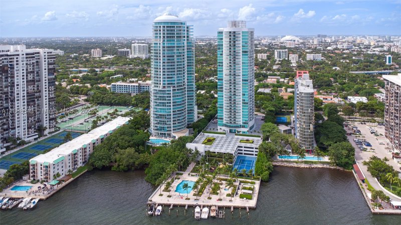 Skyline On Brickell Apt #905