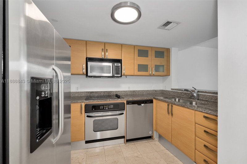 Comprar apartamento no Skyline On Brickell 905