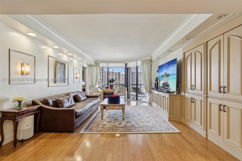 Comprar apartamento en Terraces Of Turnberry 1102
