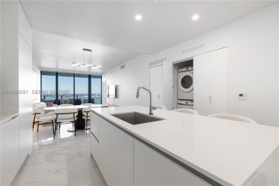 Comprar apartamento no Aria Reserve Miami 4002