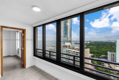 Brickell Bay Club Apt #PH208