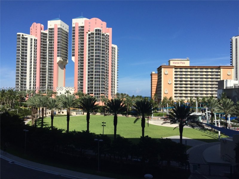 Condo for sale at Ocean Reserve 415