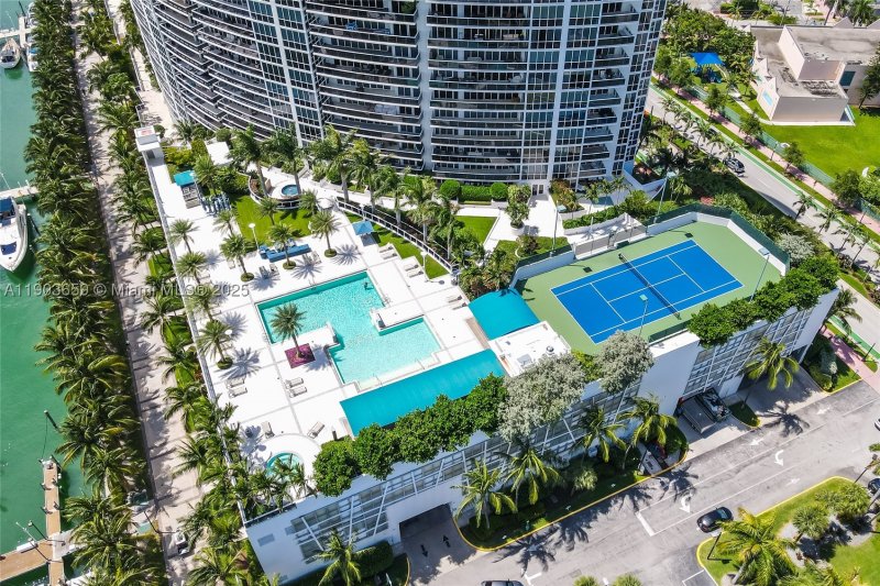 Apartment for rent at Murano Grande 2409
