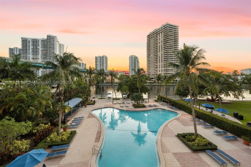 Comprar apartamento no Ocean View 209