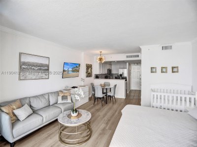 Alquiler de apartamento en The Wave Condo 505