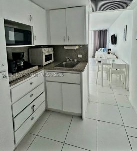 Aluguel de apartamento no Castle Beach Club 617